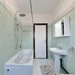 بيت ضيافة Easy Downtown Inn *